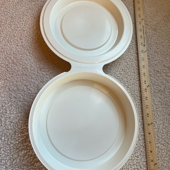 Pyrex Other - Vintage Pyrex Pie Keeper Carrier P-309 White Plastic Clamshell Lid Fits 9” Plate